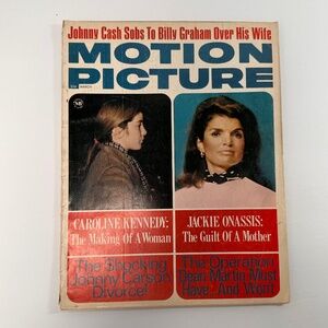 Caroline Kennedy • Jackie Onassis • Hollywood Gossip Time Capsule!